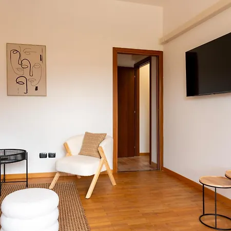Manzoni 2 Apartmán Como